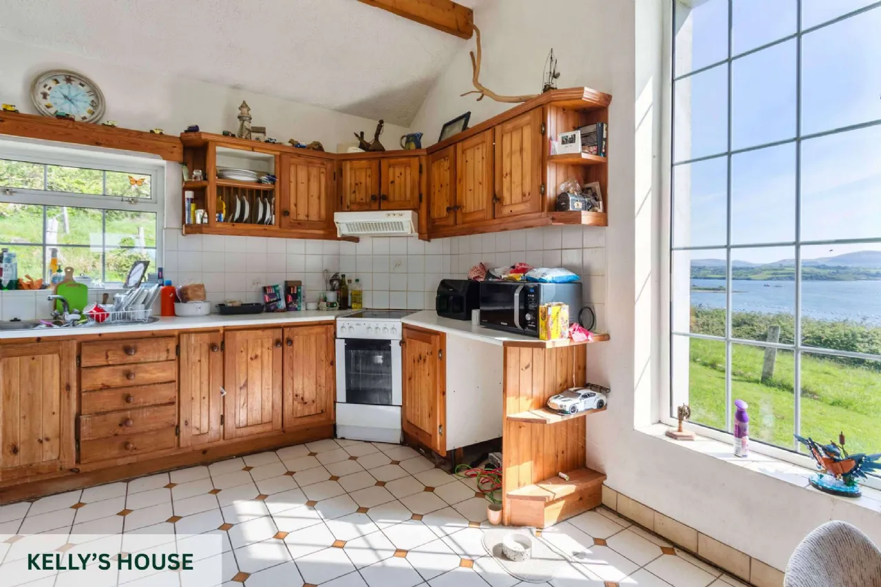 Photo of Whiddy Island, Bantry, Co. Cork, P75EF25