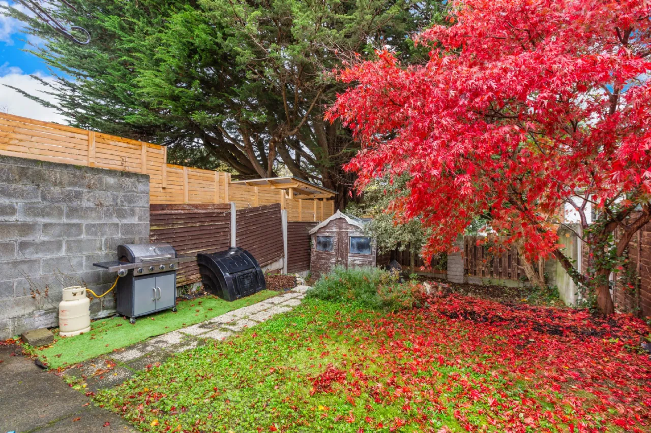 Photo of 40 Springvale, Edmondstown Road, Rathfarnham, Dublin 16, D16 P9Y8