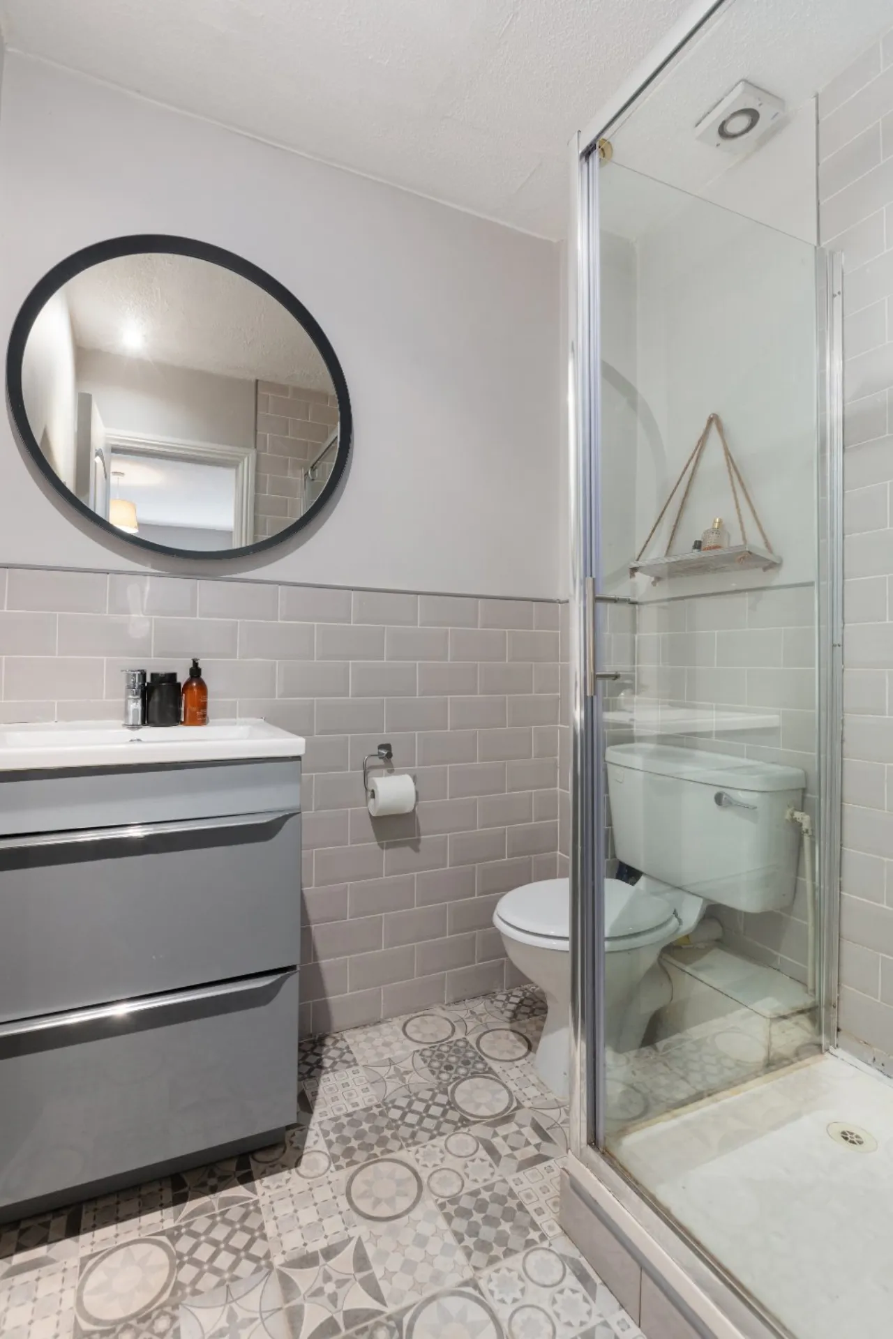 Photo of 40 Springvale, Edmondstown Road, Rathfarnham, Dublin 16, D16 P9Y8