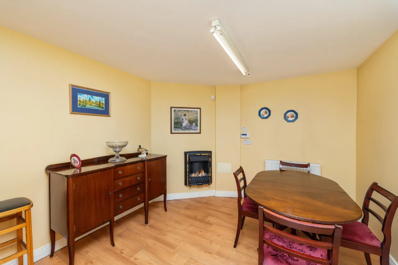 Photo of 6 Iona Park, Glasnevin, Dublin 9, D09 E7R2