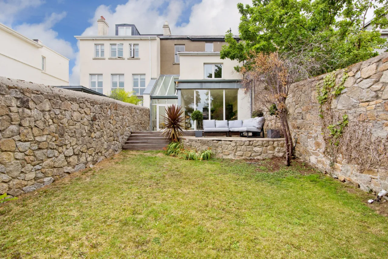 Photo of 8 Sydenham Road, Dundrum, Dublin 14, D14 D7T6