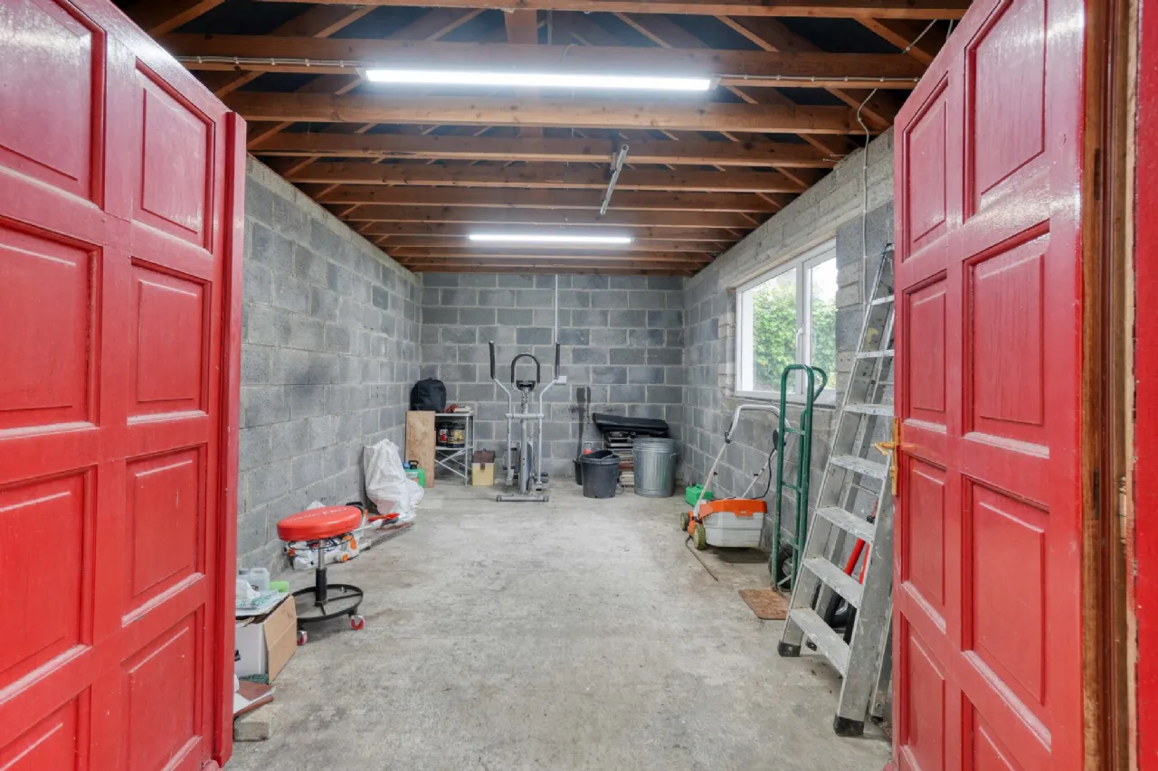 Photo of 4 Carriglea,, Killenard,, Co. Laois, R32E4E1