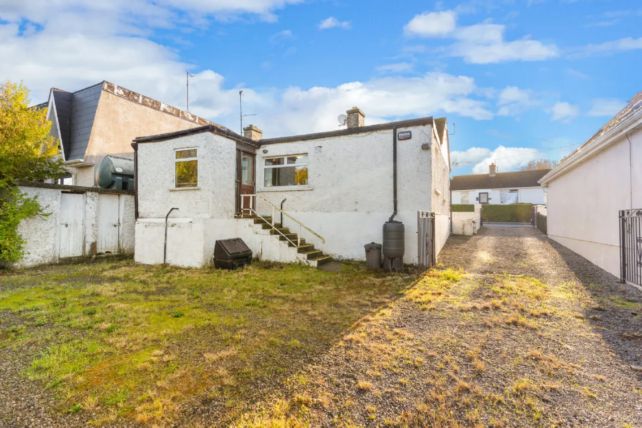 Photo of 26 Glenamuck Cottages, Carrickmines, Dublin 18, D18 Y5C6