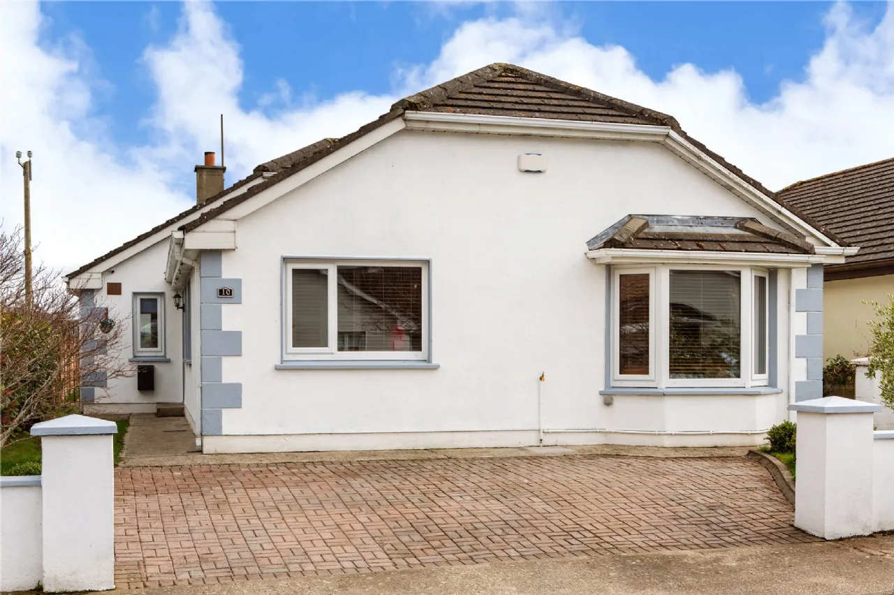 Photo of 10 Berryfield Court, Enniskerry, Co. Wicklow, A98 TC79