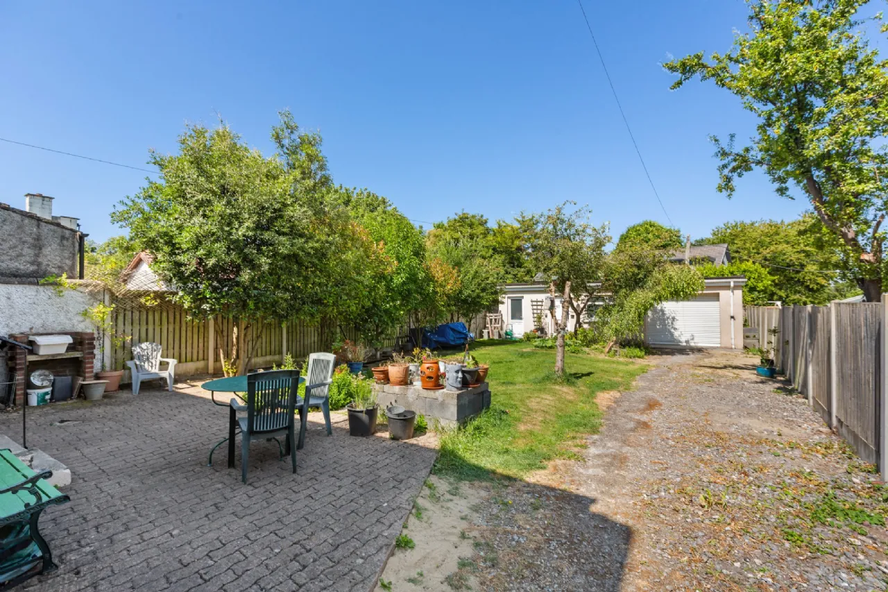 Photo of 23 Ballinteer Park, Ballinteer, Dublin 16, D16 X362