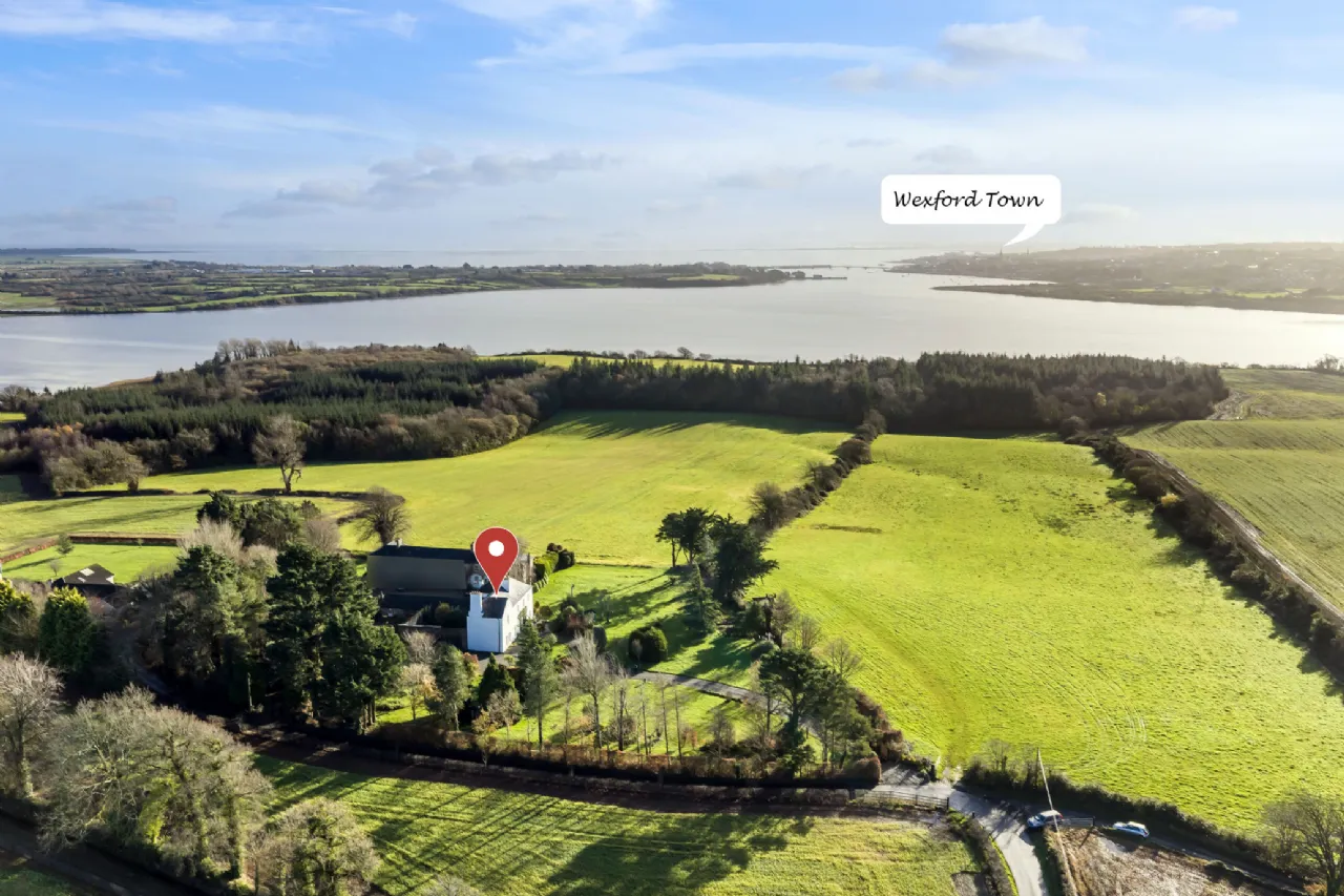 Photo of Saunderscourt House, Saunderscourt, Crossabeg, Co. Wexford, Y35 AE04