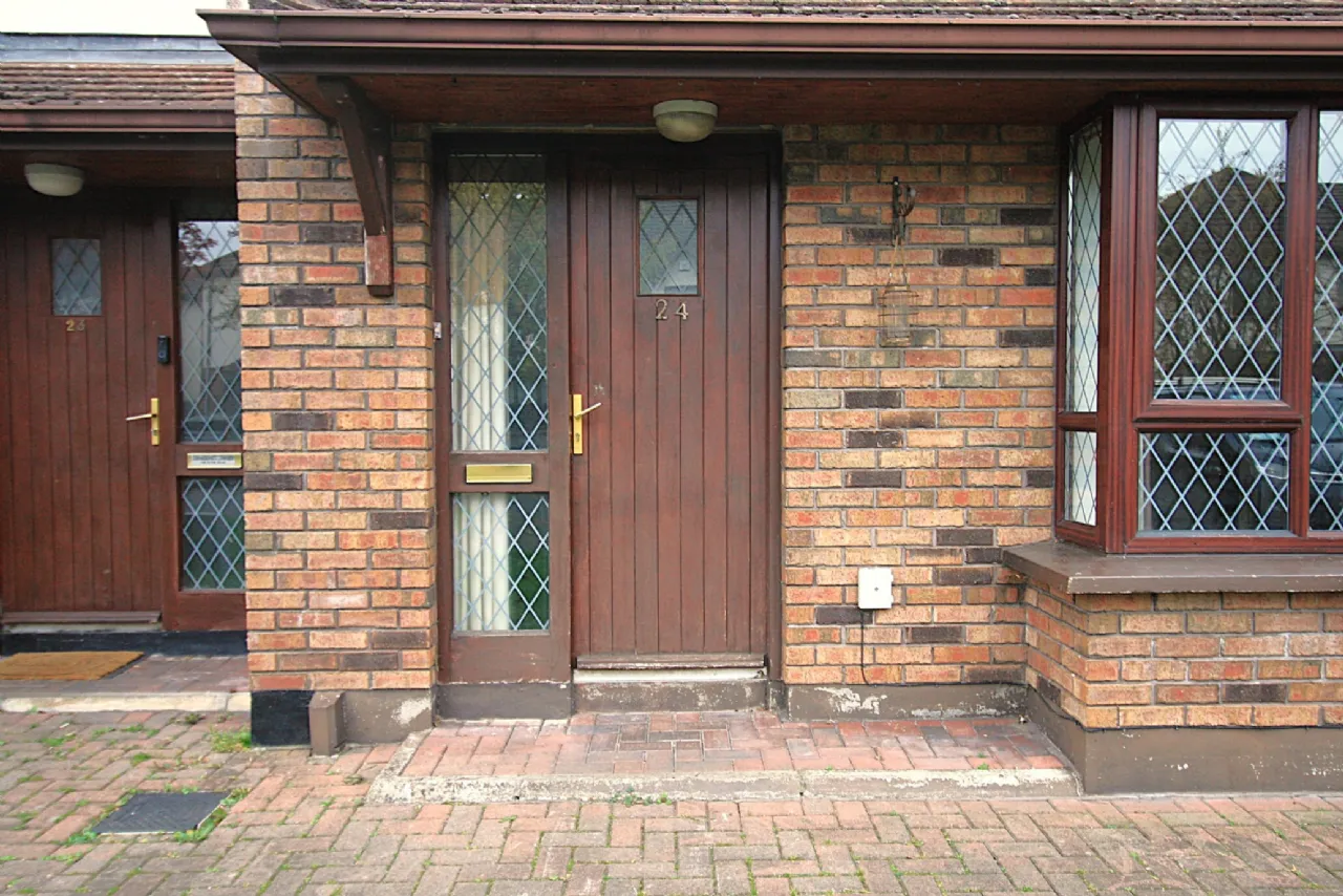 Photo of 24 Clayton Hall, Staplestown Road, Carlow, R93 NY57