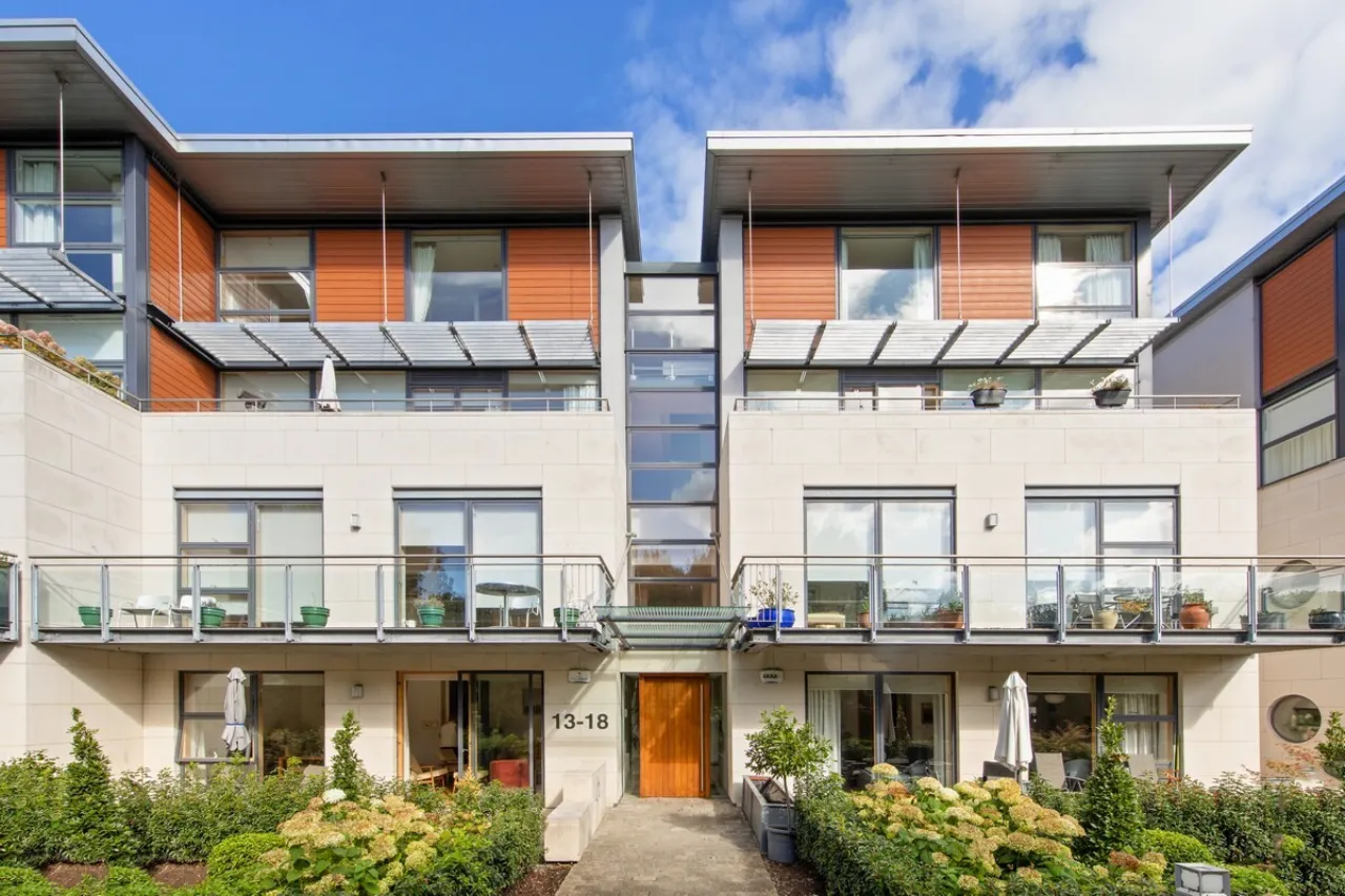 Photo of 18 Glaunsharoon, Eglinton Road, Donnybrook, Dublin 4, D04 VF84