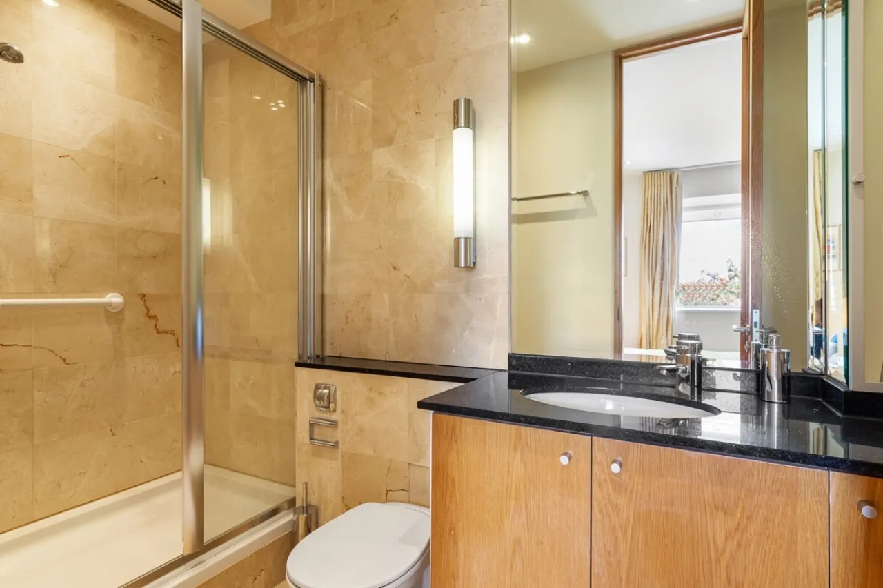 Photo of 18 Glaunsharoon, Eglinton Road, Donnybrook, Dublin 4, D04 VF84