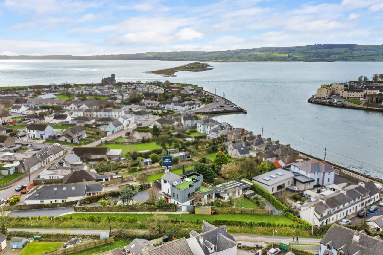 Photo of Brettfield House, Sarsfield St, Abbeyside, Dungarvan, Co Waterford, X35Y661