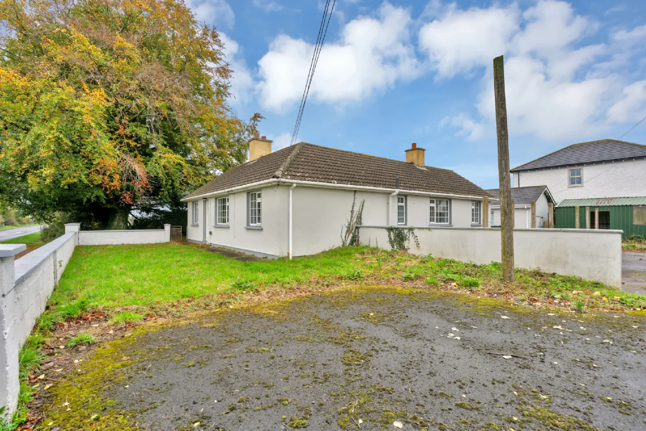 Photo of Whitesland, Residence & 2 no. Apartment Units, Rathbride Road, Kildare Town, Co. Kildare, R51 PX53