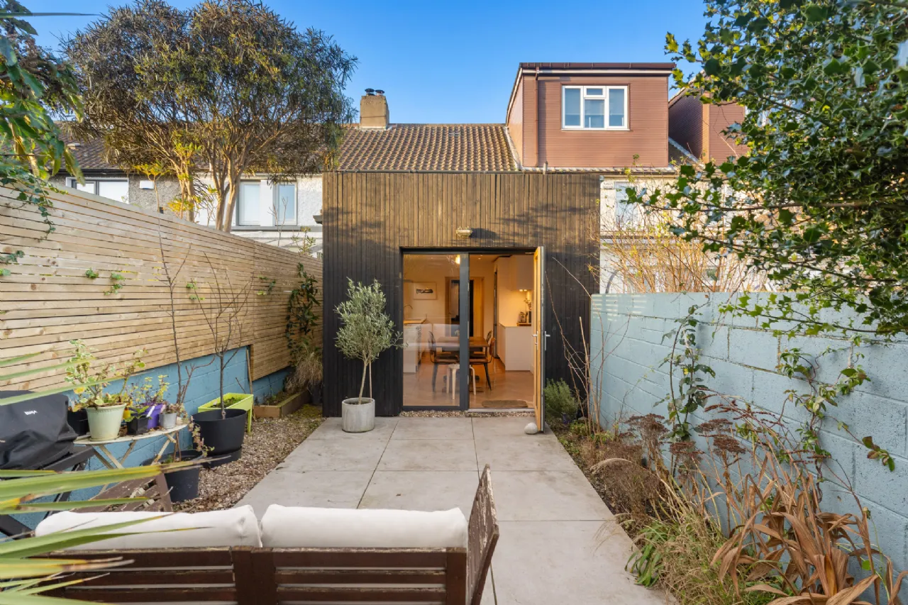 Photo of 31 Devenish Road, Kimmage, Dublin 12, D12 E2R7