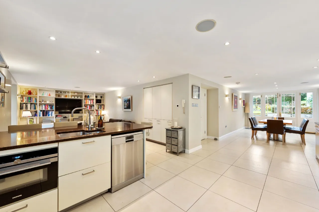 Photo of Rockmount, 29 Sorrento Road, Dalkey, Co Dublin, A96 XR28