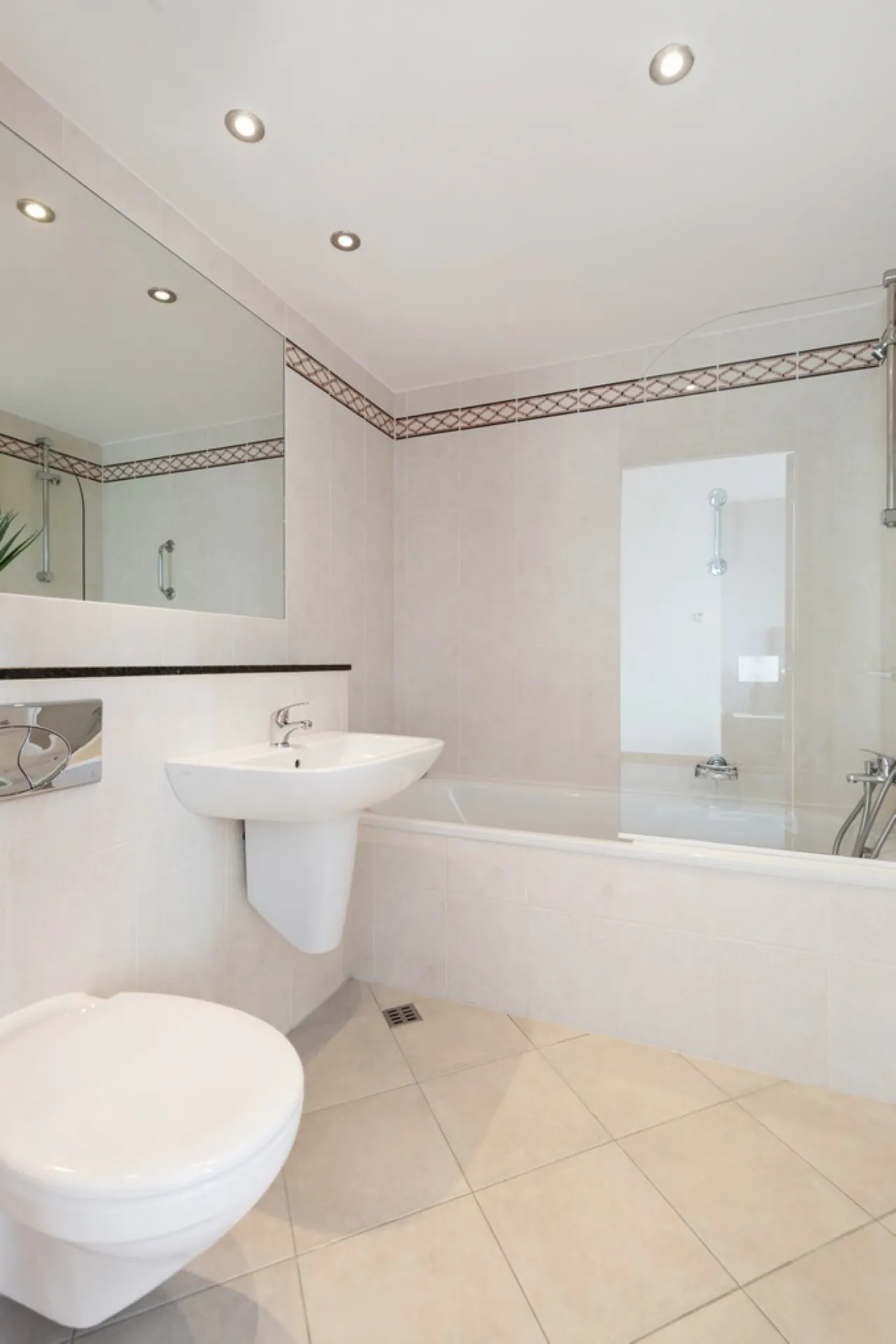 Photo of 178 The Links, Elmpark Green, Merrion Road, Dublin 4, D04 V329