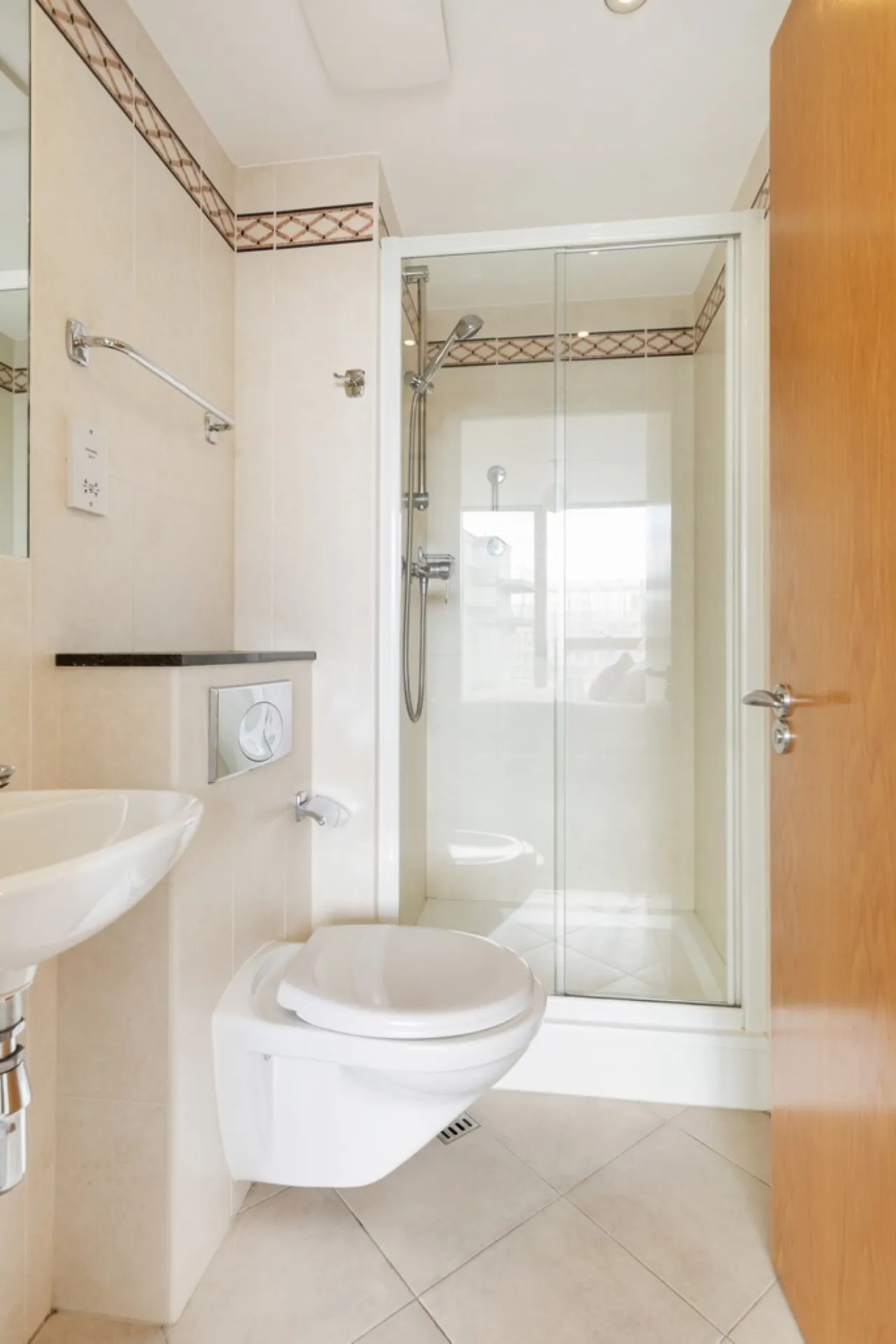 Photo of 178 The Links, Elmpark Green, Merrion Road, Dublin 4, D04 V329