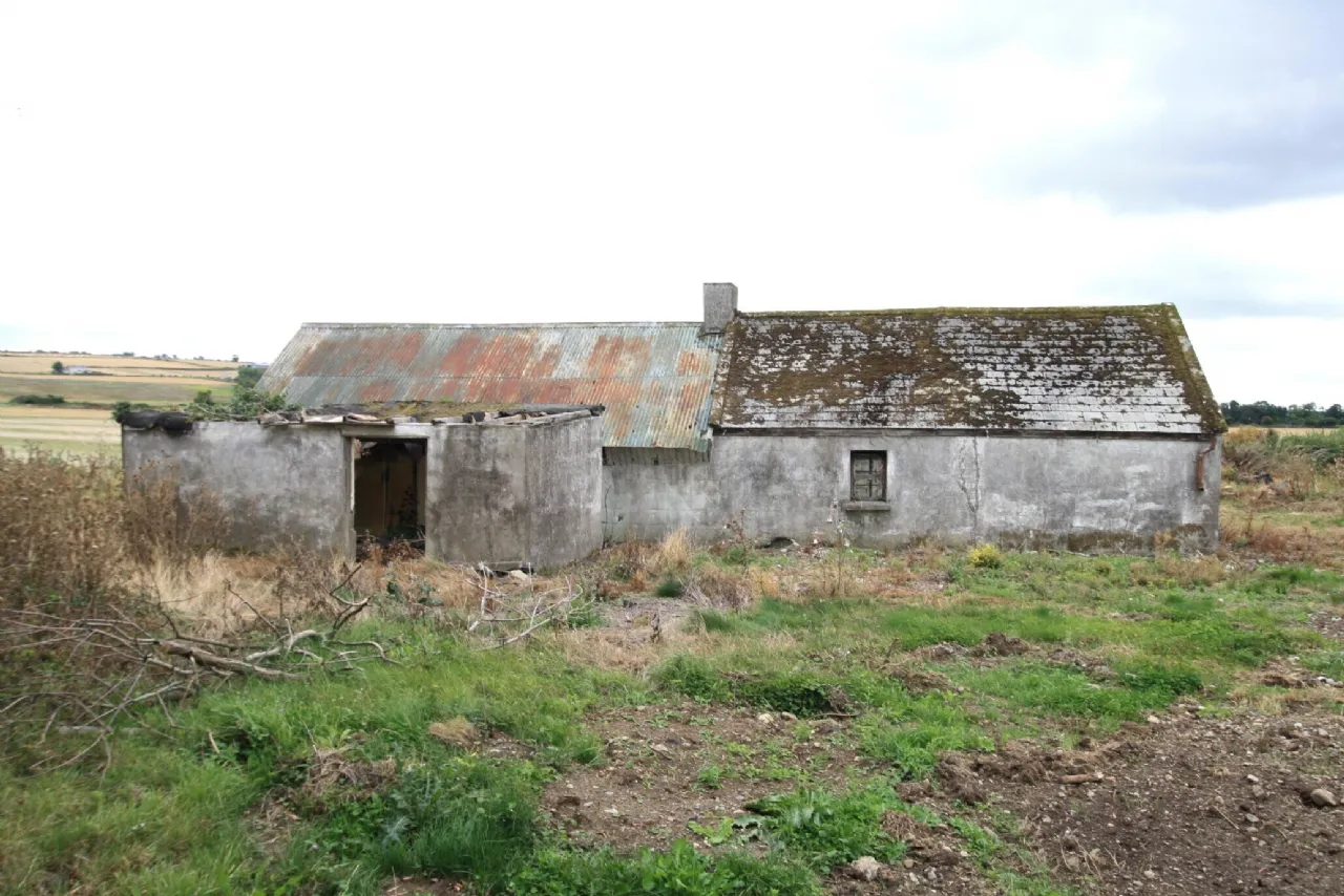 Photo of Derelict Cottage At, Garryhundon, Ballybar, Carlow
