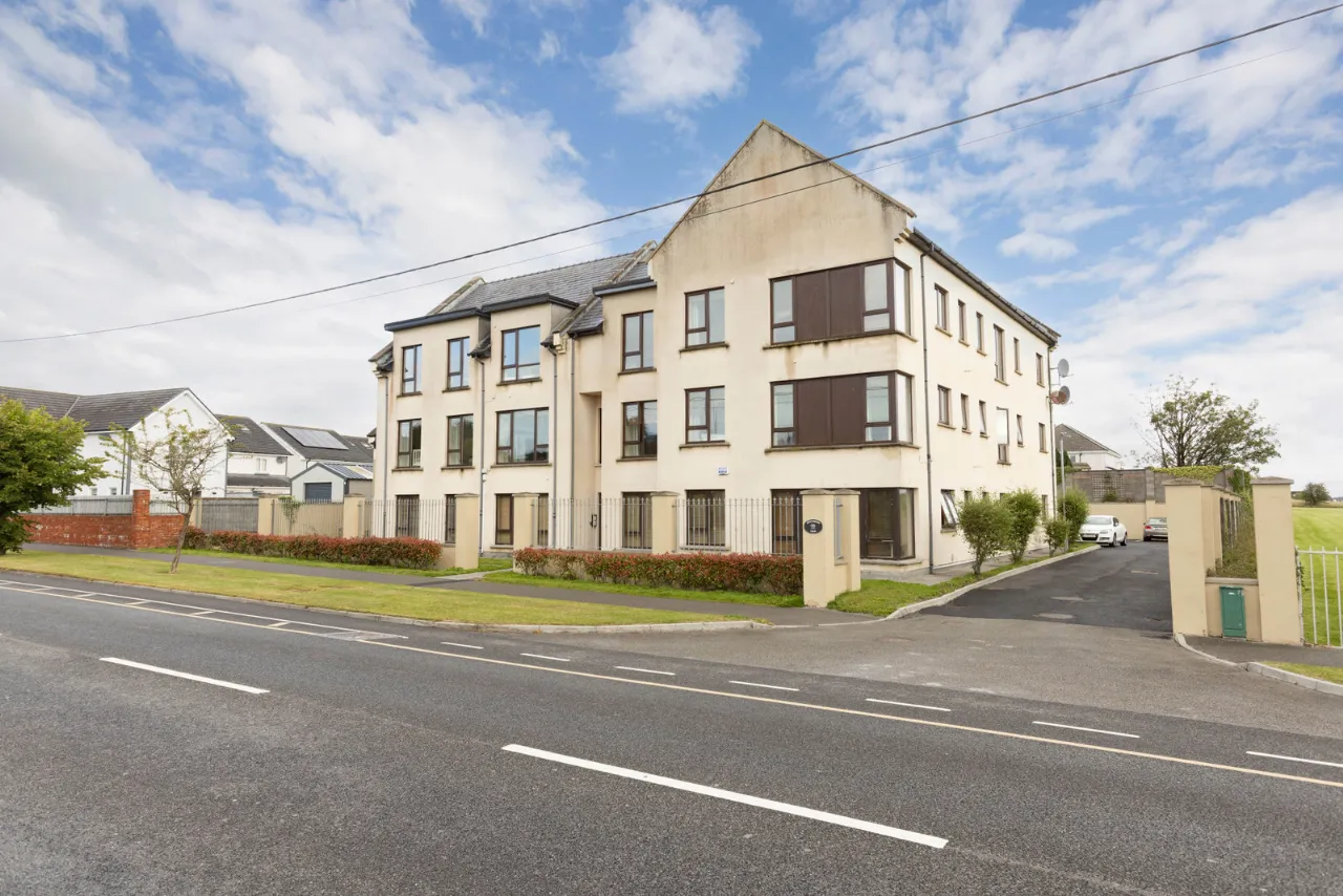 Photo of 4 Petitswood View, Dublin Rd, Mullingar, Co. Westmeath, N91 RY82