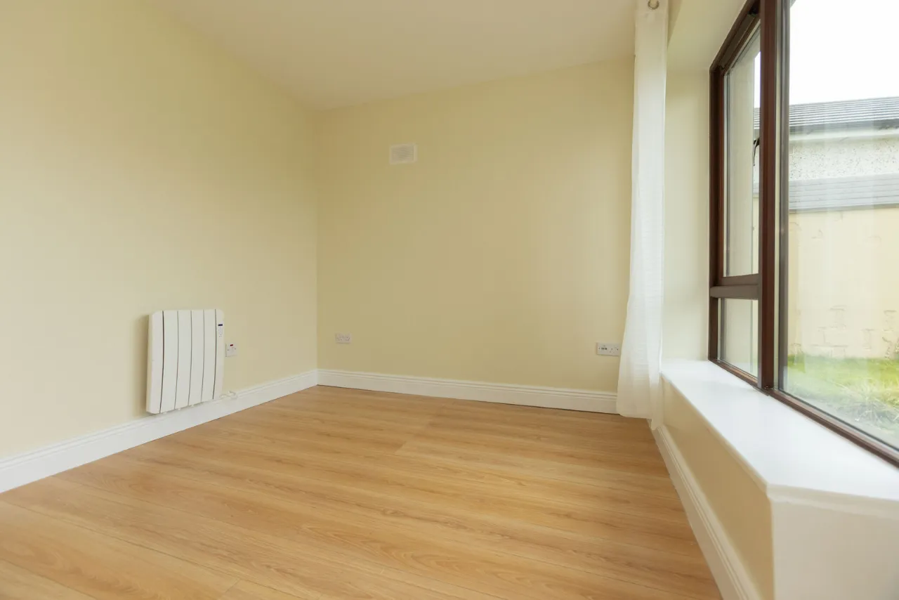 Photo of 4 Petitswood View, Dublin Rd, Mullingar, Co. Westmeath, N91 RY82