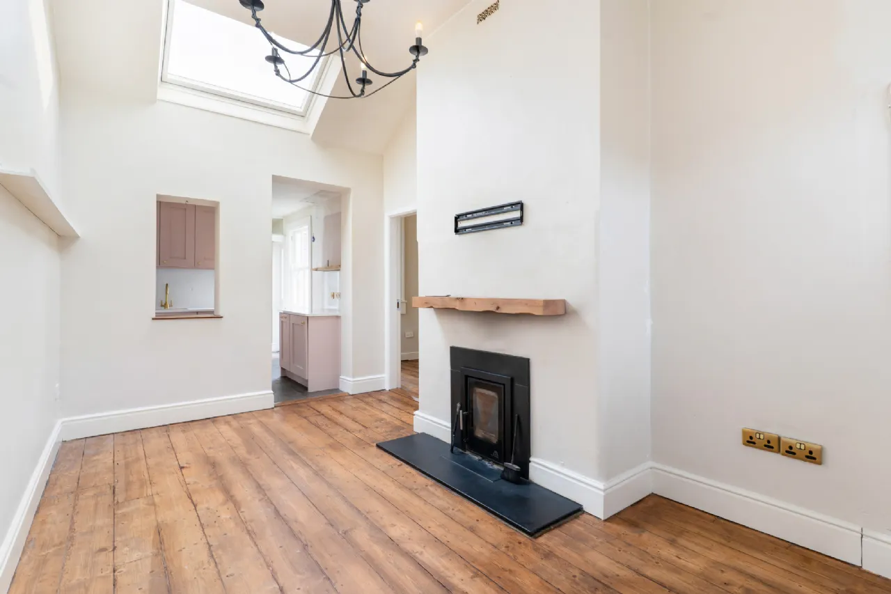 Photo of 107 Pembroke Cottages, Donnybrook, Dublin 4, D04 H5Y8