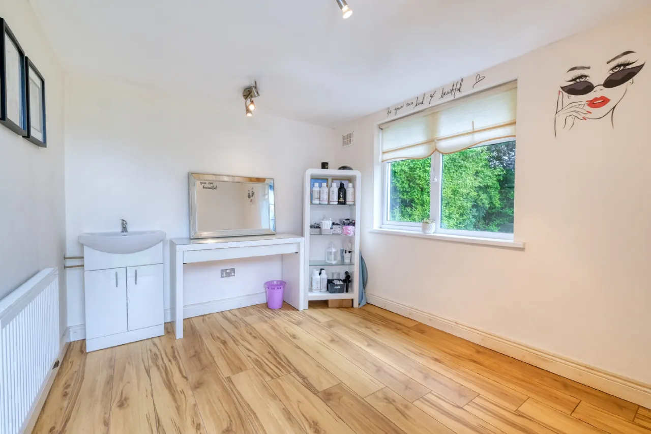 Photo of 45 College Park, Longford, N39YF83