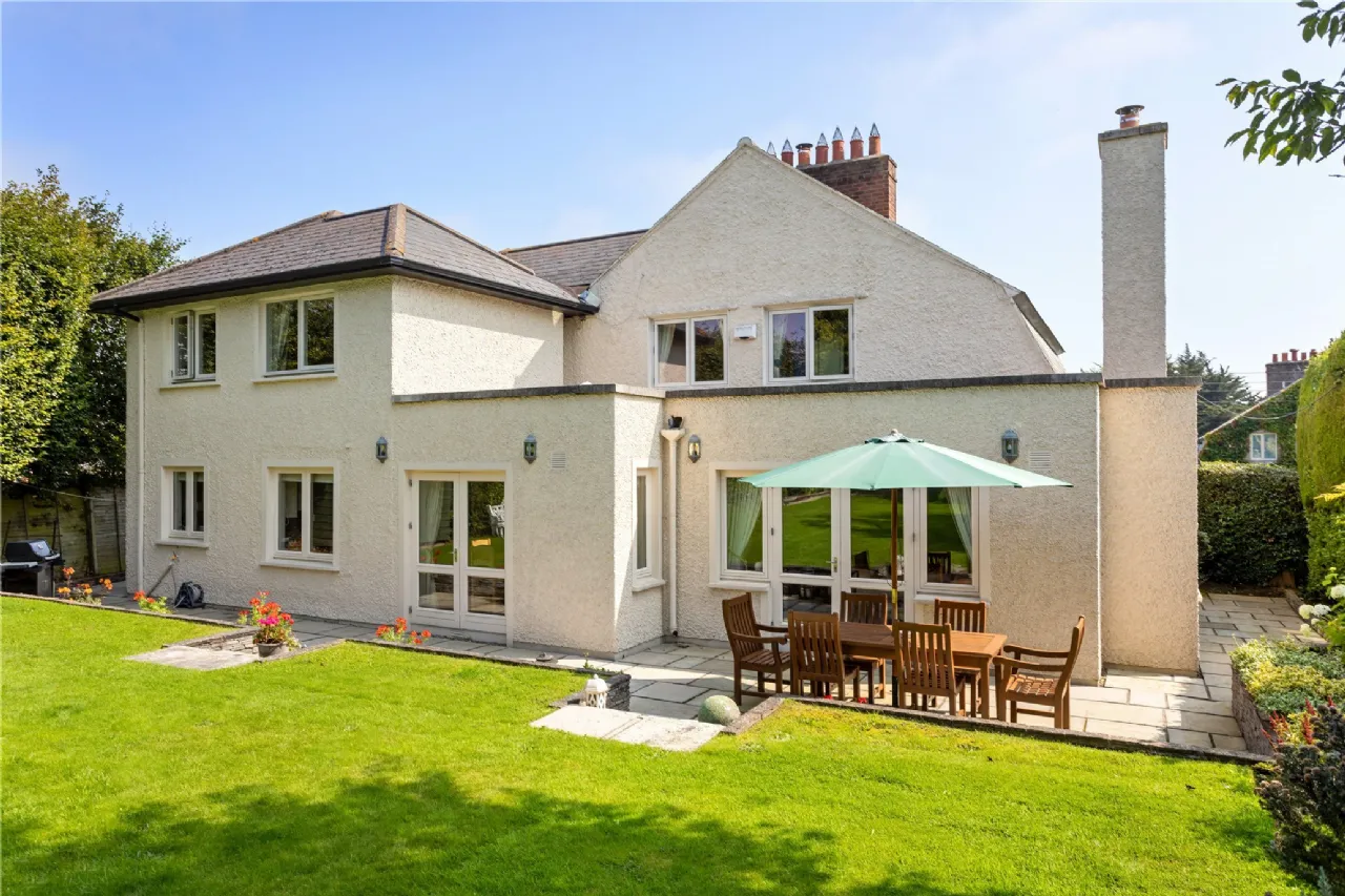 Photo of St Andrews, Gordon Avenue, Foxrock, Dublin 18, D18 K7V7