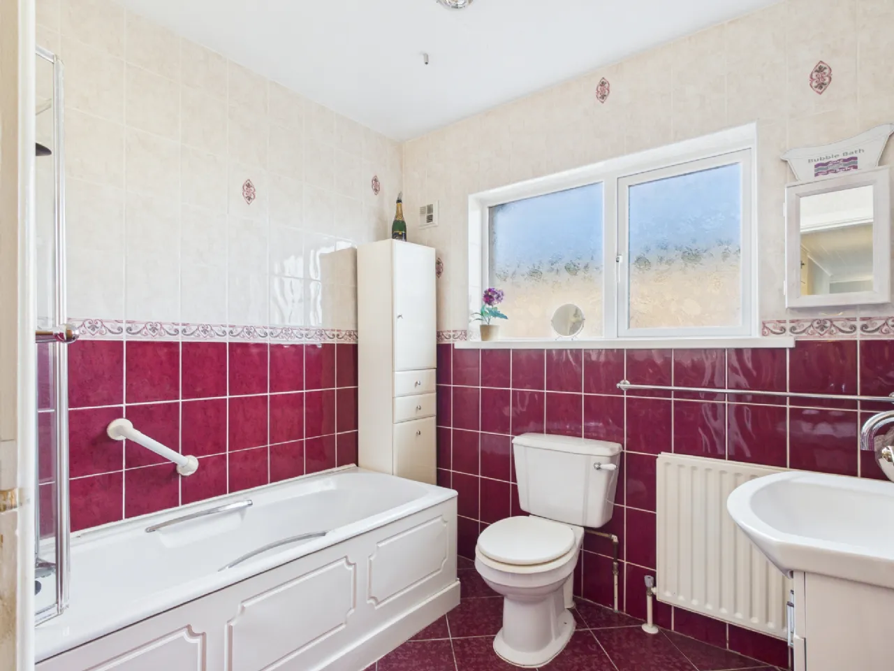 Photo of Waincliffe House, Beakstown, Holycross, Thurles, Co. Tipperary, E41 E6W2