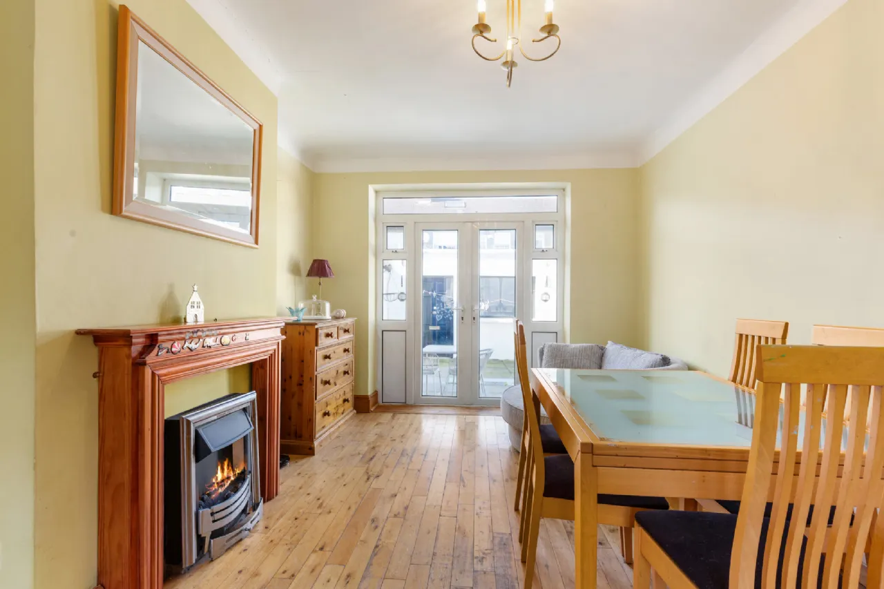 Photo of 5 Beach Drive, Sandymount, Dublin 4, D04 AF85