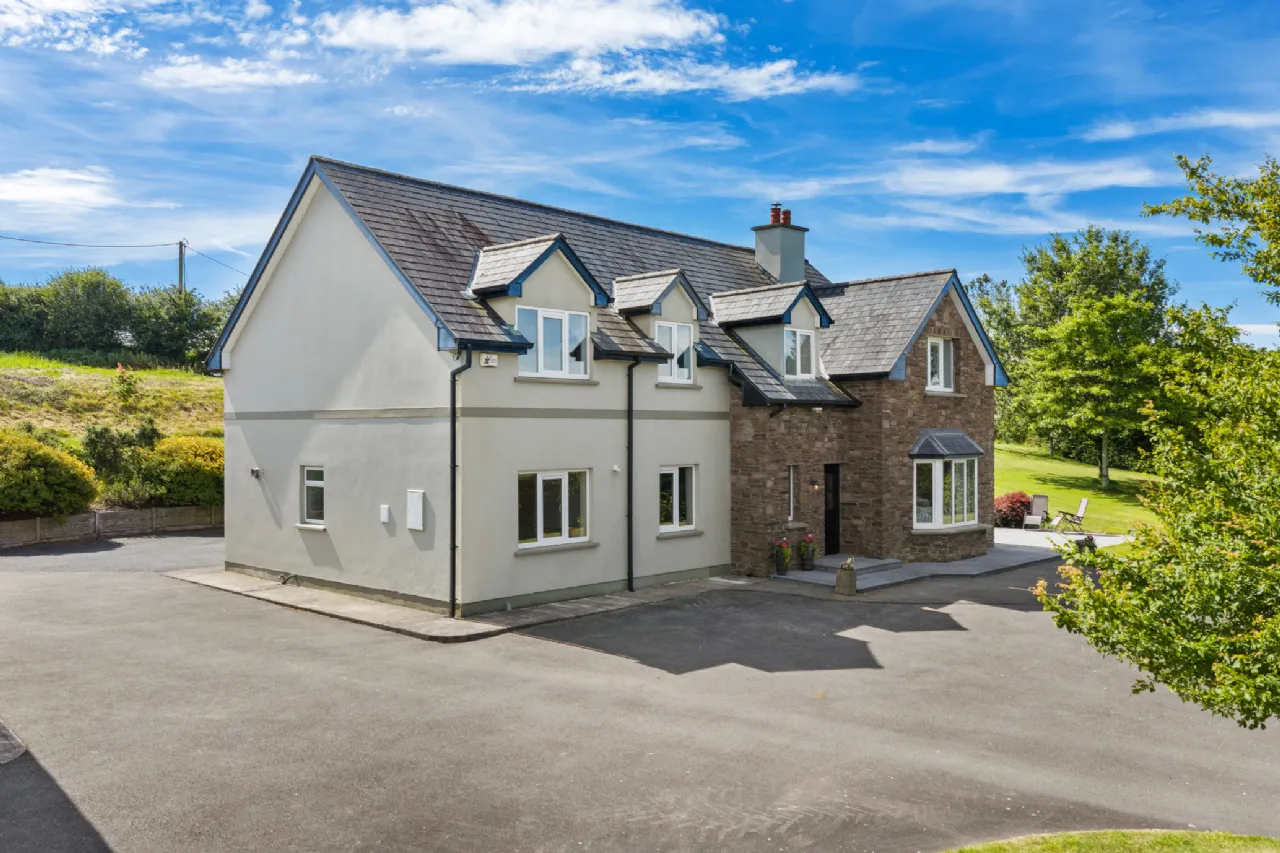 Photo of Dun Deada, Grange Hill, Ovens, Co Cork, P31EW70