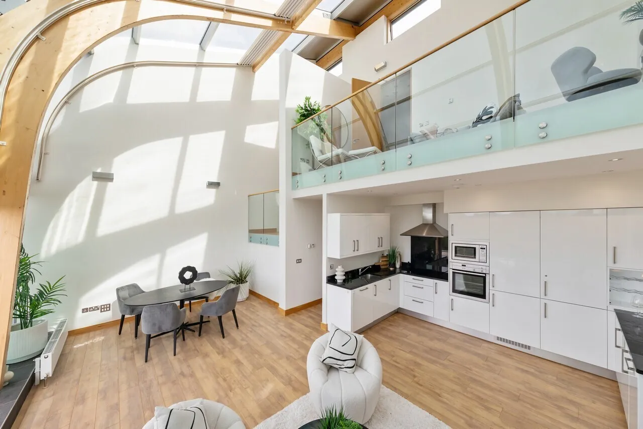 Photo of 24 The Links, Elmpark Green, Merrion, Dublin 4, D04 H426