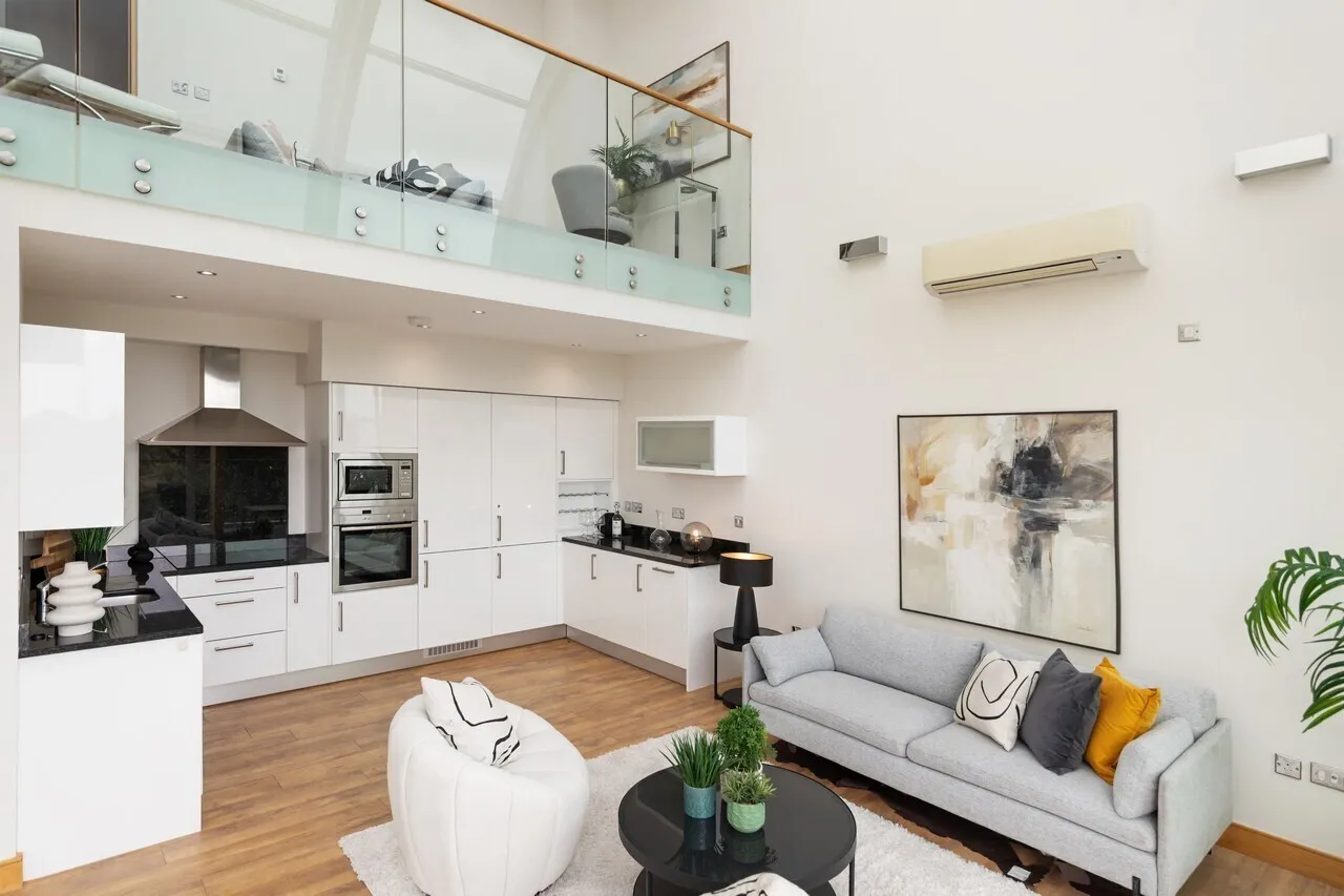 Photo of 24 The Links, Elmpark Green, Merrion, Dublin 4, D04 H426