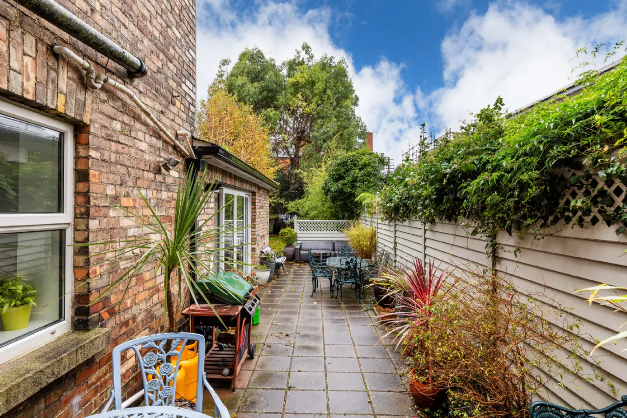 Photo of 10 Hollybrook Road, Clontarf, Dublin 3, D03 HW42