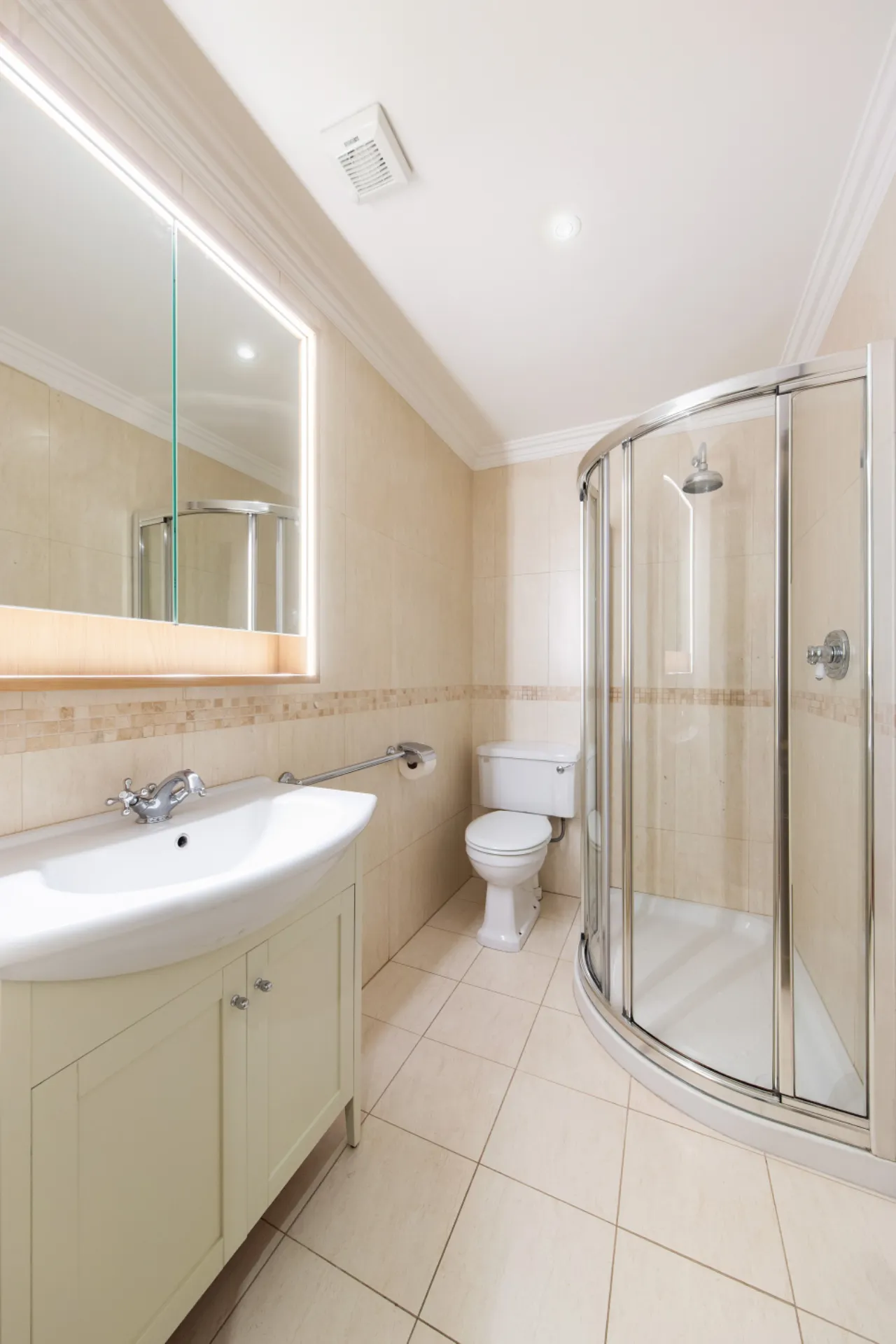 Photo of 10/11 Raglan Court, Raglan Road, Dublin 4, D04 FX24