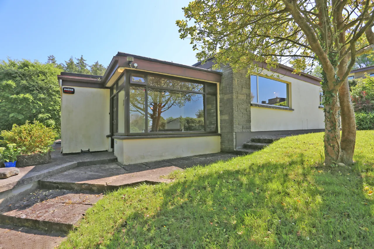 Photo of 14 Tullyglass Hill, Shannon, Co. Clare, V14KH42