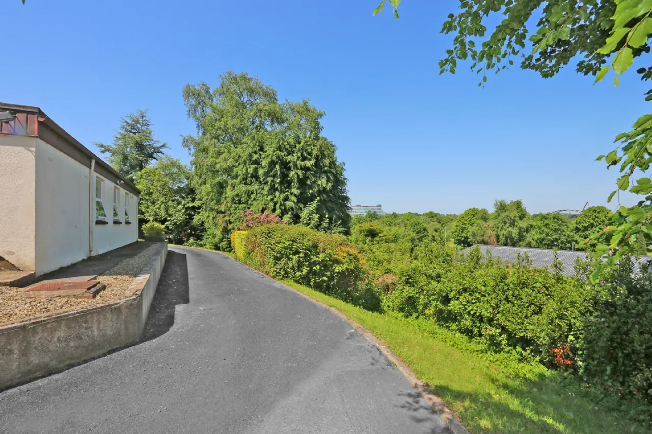 Photo of 14 Tullyglass Hill, Shannon, Co. Clare, V14KH42