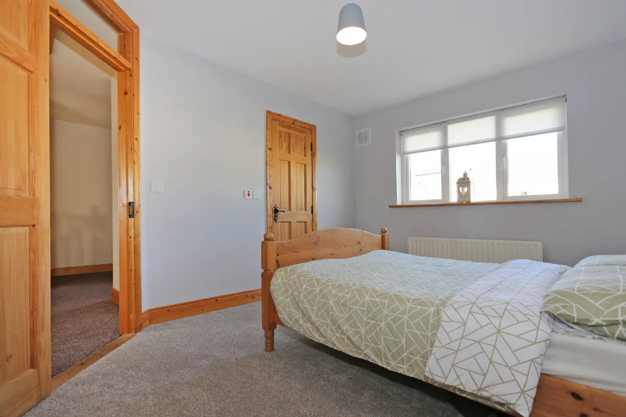 Photo of 44 Lios Anama, Sixmilebridge, Clare, V95H042