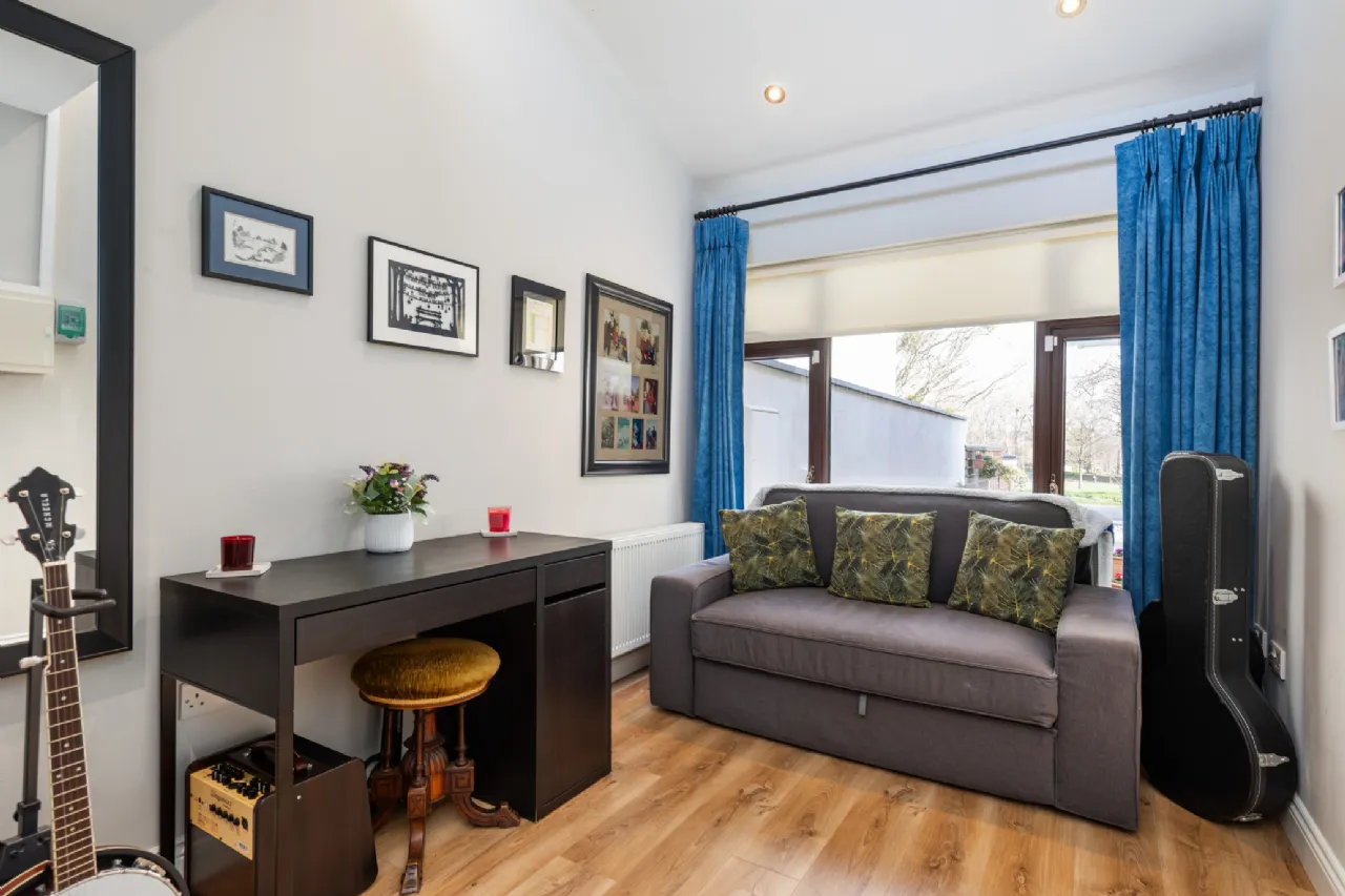 Photo of 63 Kerrymount Rise, Foxrock, Dublin 18, D18 V8C1