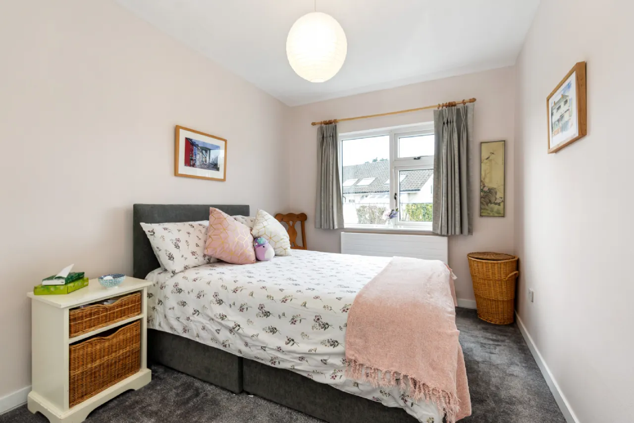 Photo of 63 Kerrymount Rise, Foxrock, Dublin 18, D18 V8C1