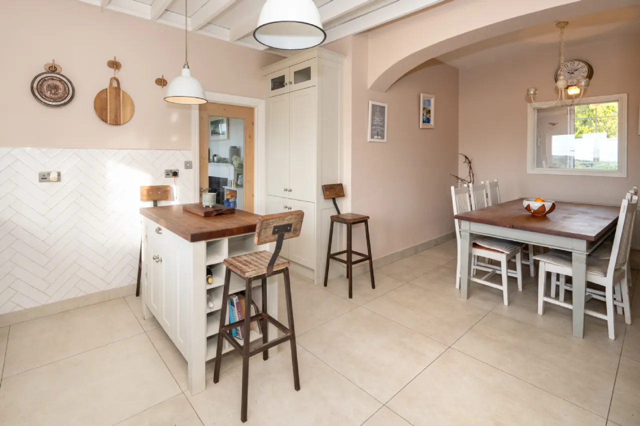 Photo of Ballygroman Upper, Ovens, Co Cork, P31HE06