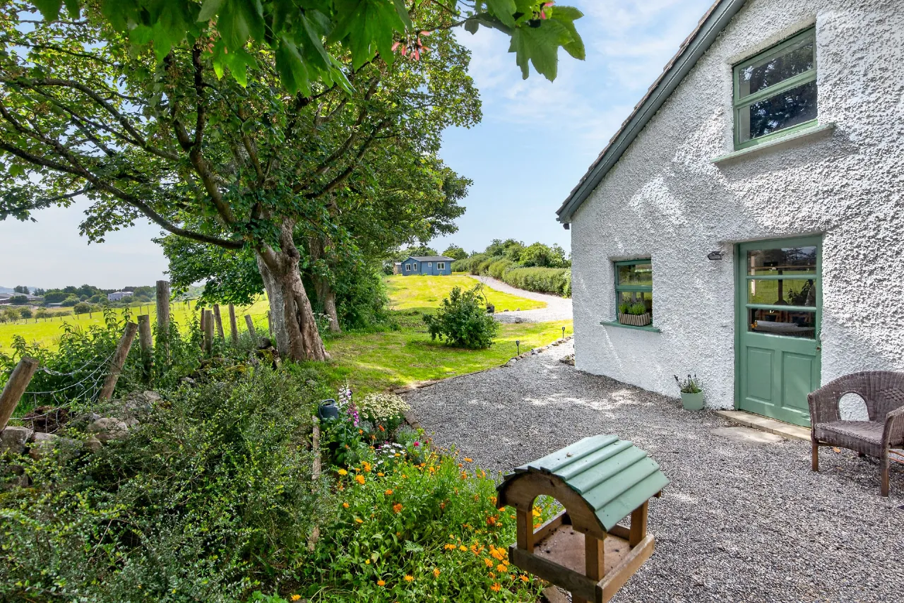 Photo of Cairn View Cottage, Knocknarea, Strandhill, Co. Sligo, F91YK53