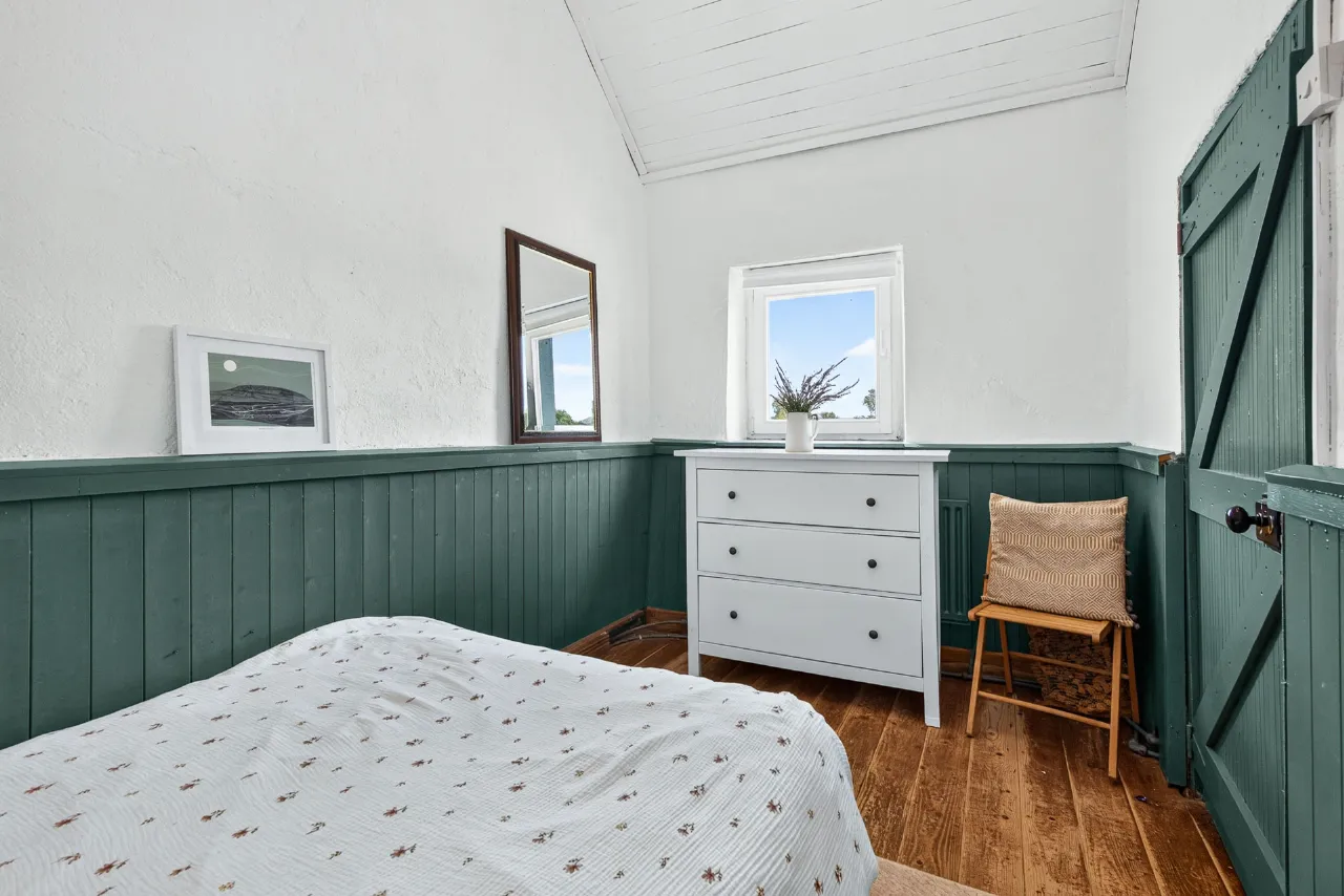 Photo of Cairn View Cottage, Knocknarea, Strandhill, Co. Sligo, F91YK53