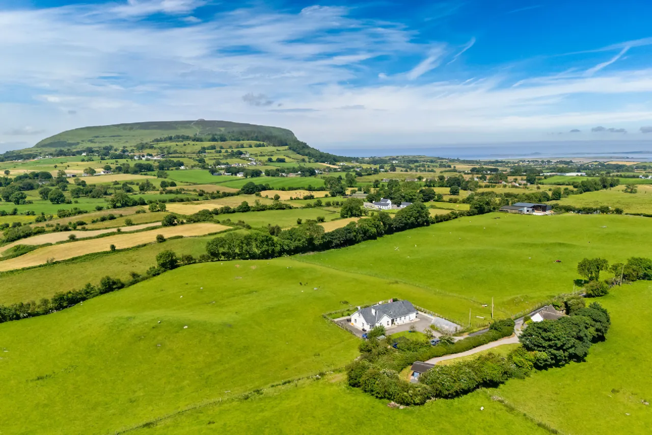 Photo of Cairn View Cottage, Knocknarea, Strandhill, Co. Sligo, F91YK53