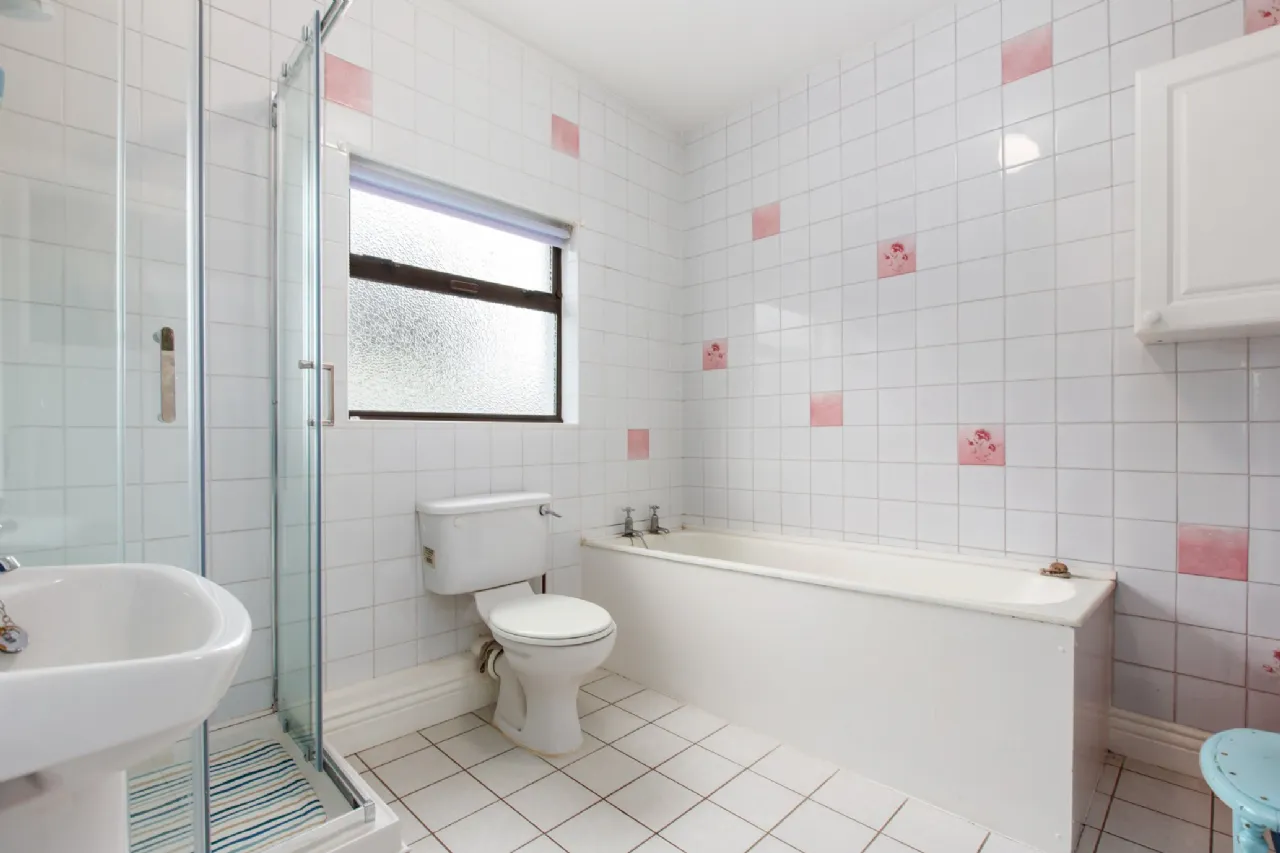 Photo of 5 Woodlawn Park, Churchtown, Dublin 14, D14 NX77