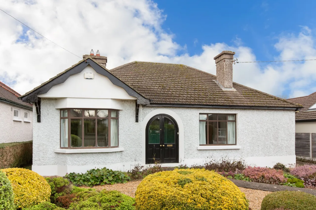 Photo of 5 Woodlawn Park, Churchtown, Dublin 14, D14 NX77