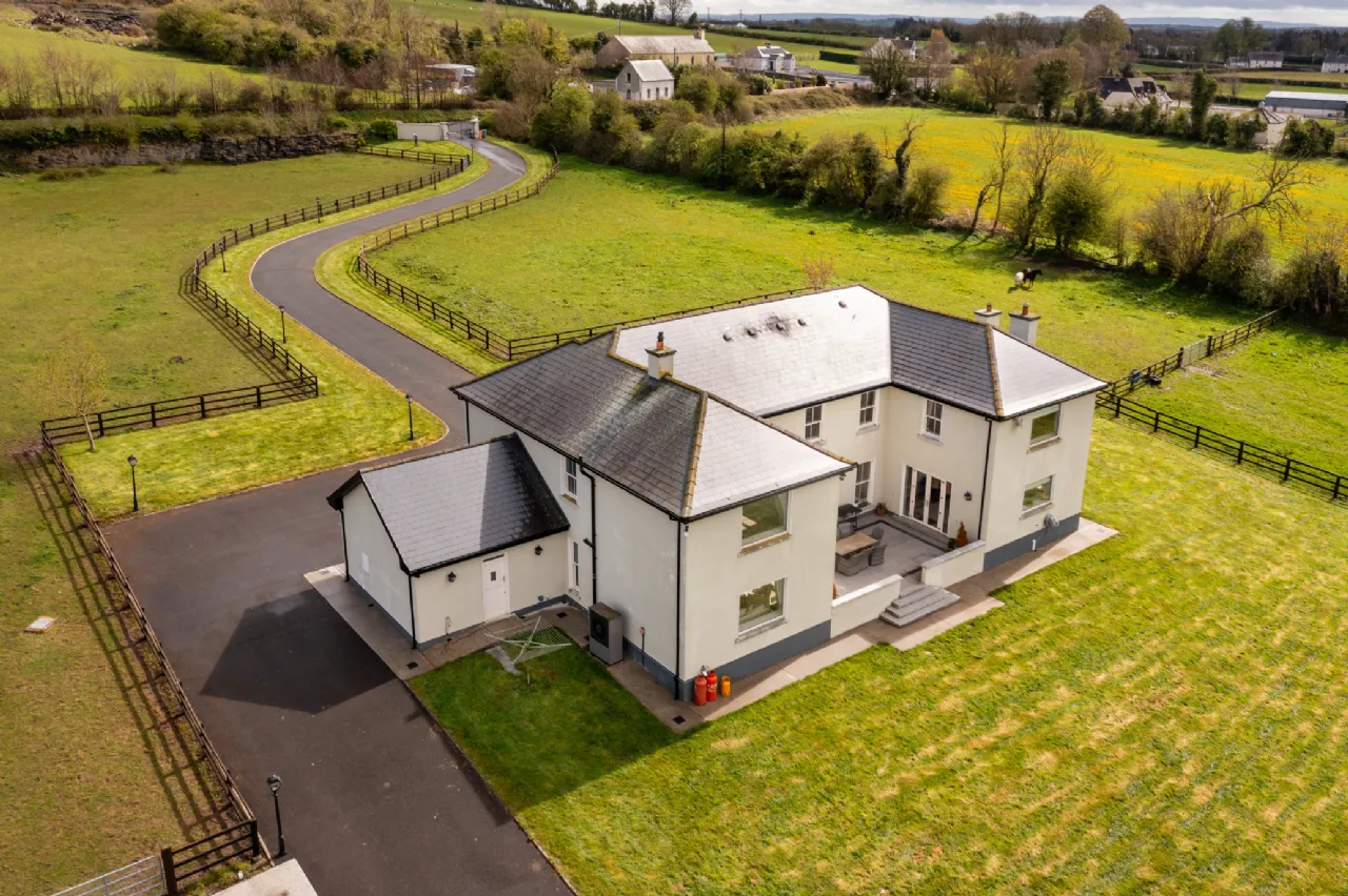 Photo of Gort na Pise, Peafield, Pike Of Rushall, Co. Laois, R32 N9Y7