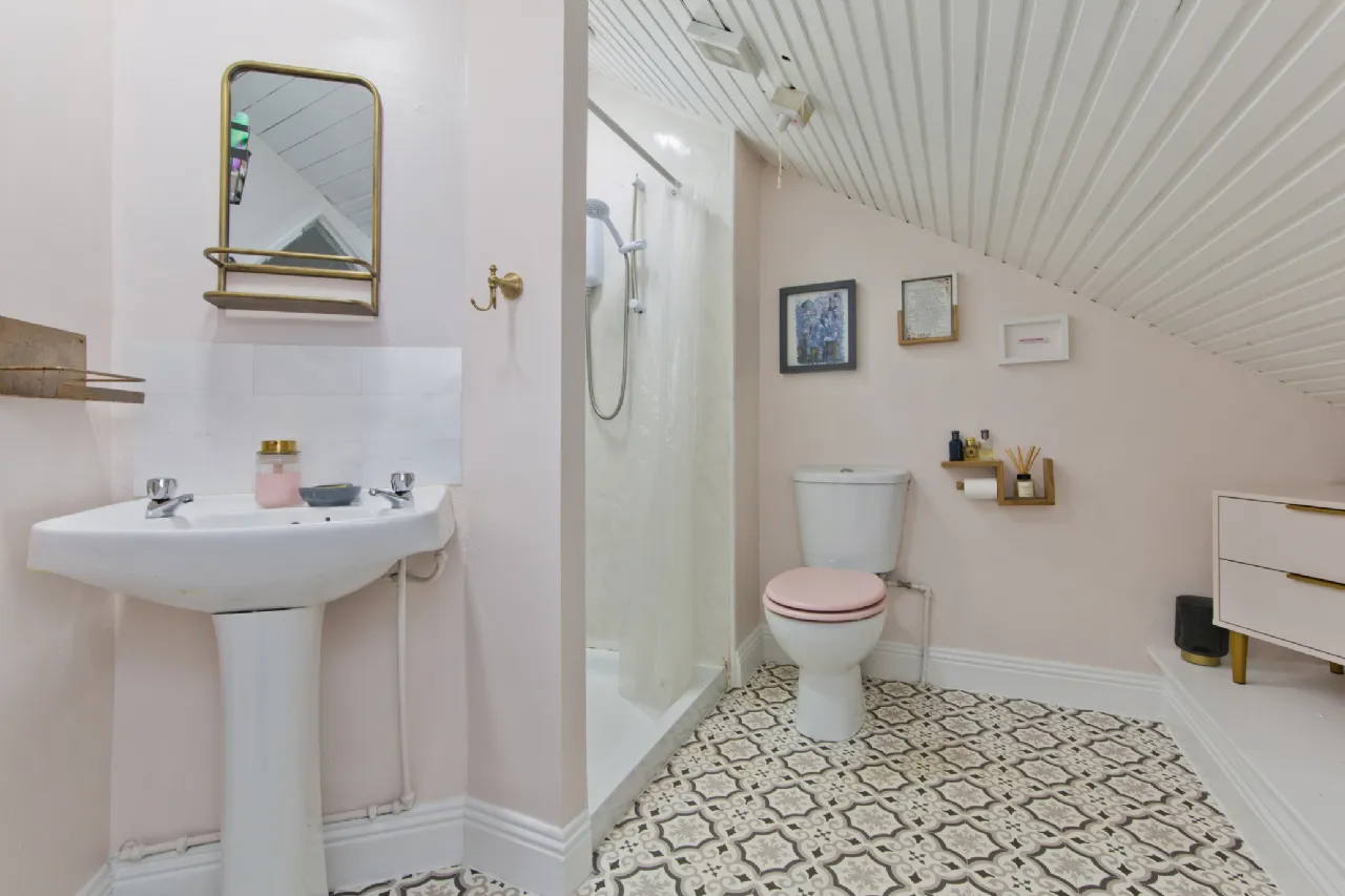 Photo of W, 5 Maxwell Street, Dublin 8, D08 Y8R2