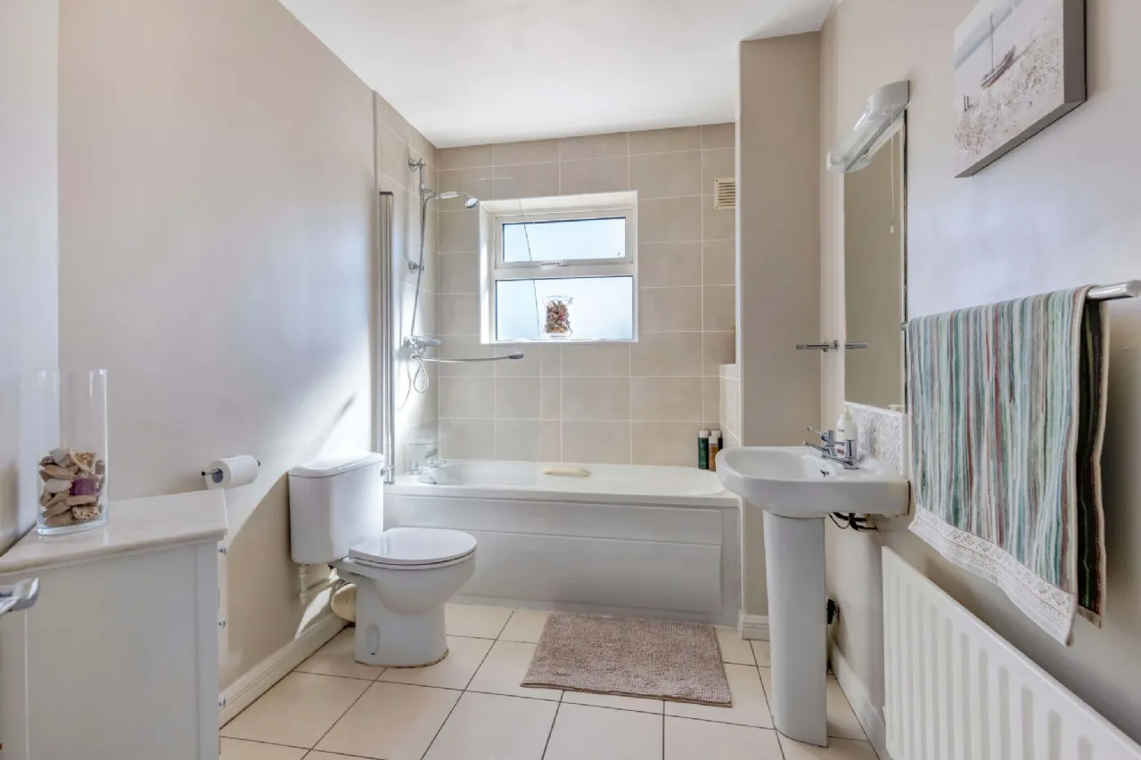 Photo of 40 Aylesbury Lodge, Navan, Co Meath, C15 DP98