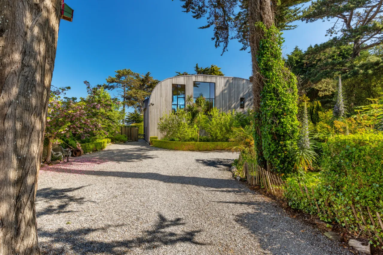 Photo of Ballynoe, 11 Claremont Road, Howth, Co Dublin, D13 CH56