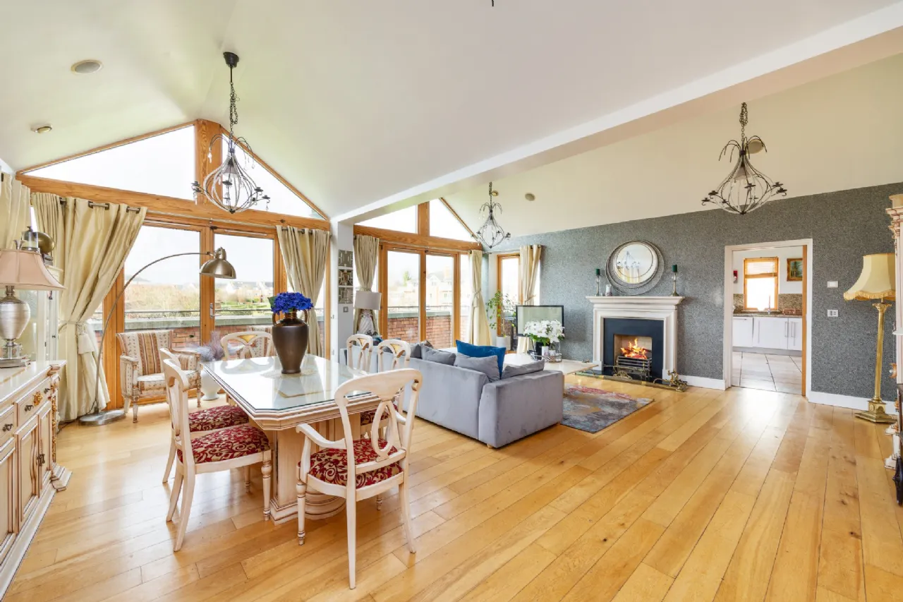 Photo of 18 Alder Lodge, Farmleigh Avenue, Farmleigh Woods, Castleknock, D15 N242