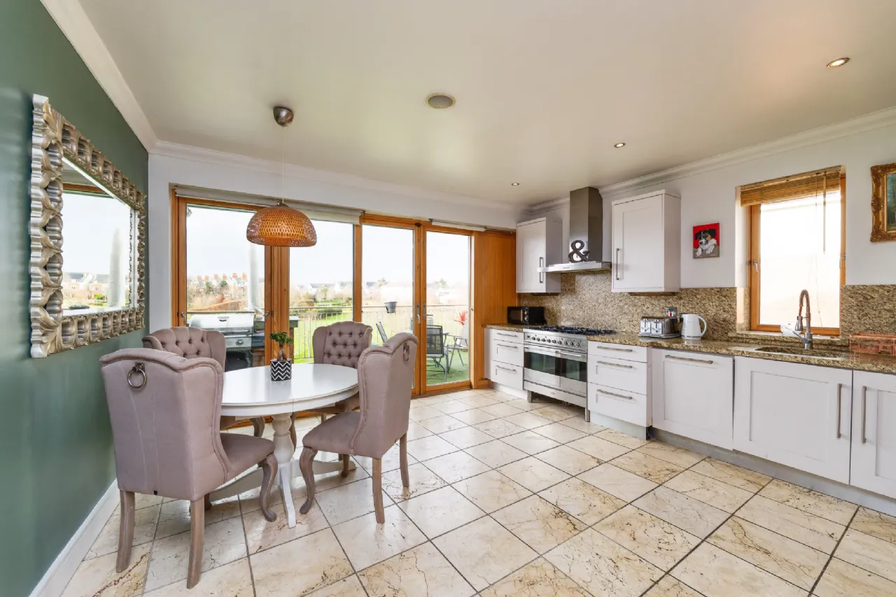 Photo of 18 Alder Lodge, Farmleigh Avenue, Farmleigh Woods, Castleknock, D15 N242