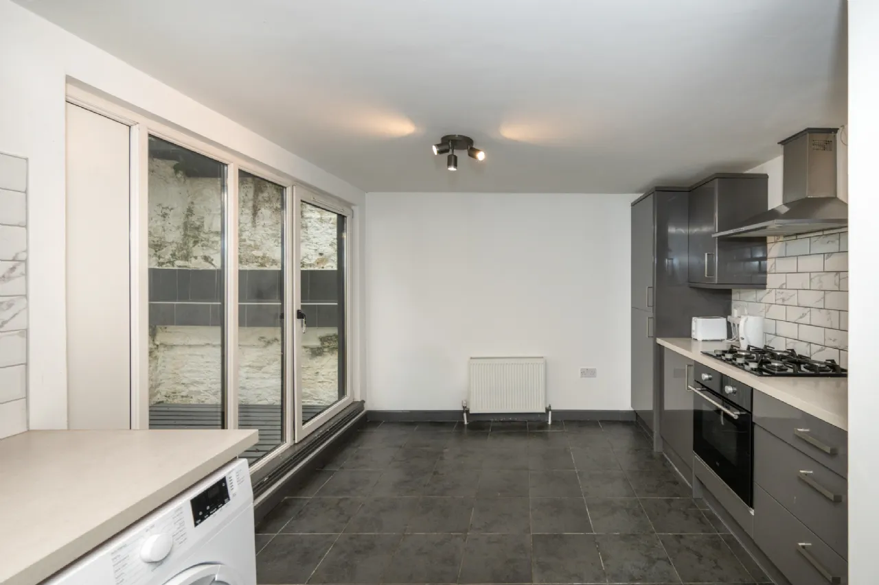 Photo of 5 Saint Patricks Terrace, Lower Glanmire Road, Cork, T23 A2K0